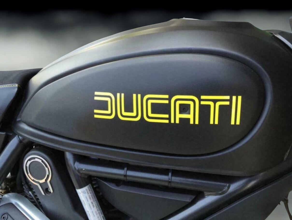 Ducati double lines stickerset 1